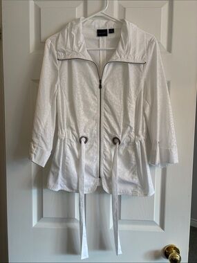TRIBAL White Animal Print Light-Weight Jacket